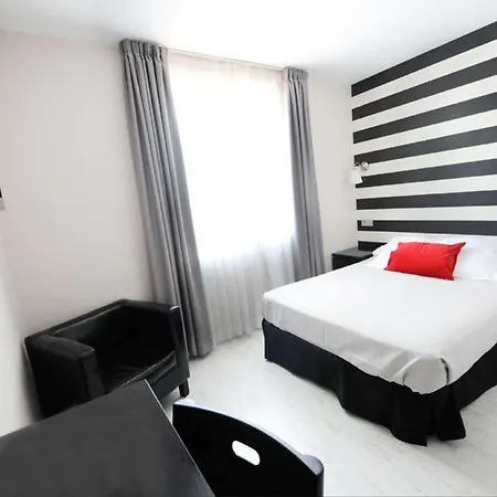 Hotel Domus