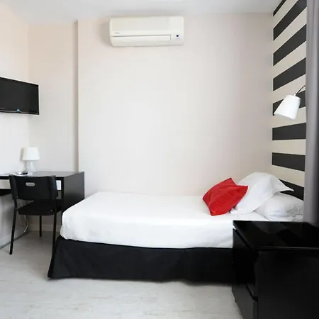 Hotel Domus