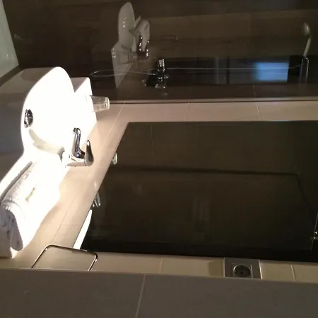 Domus Hotel